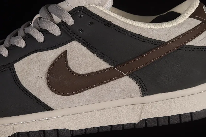 All Categories Nk SB Dunk Series Nk SB Dunk Low Low-top sneakers F version Otomo Katsuhiro x NK SB Dunk Low "Steamboy OST" Otomo Katsuhiro jointly branded SB low-top sports and leisure sneakers LF0039-002